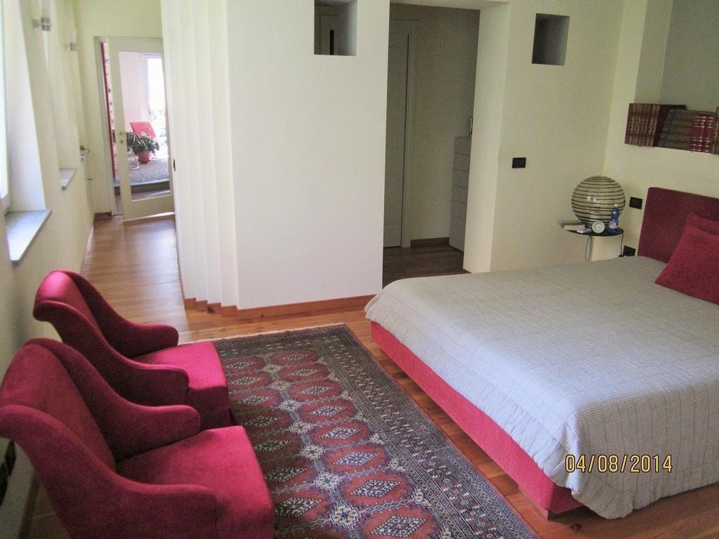 Casetta Delle Rose Biella Room photo