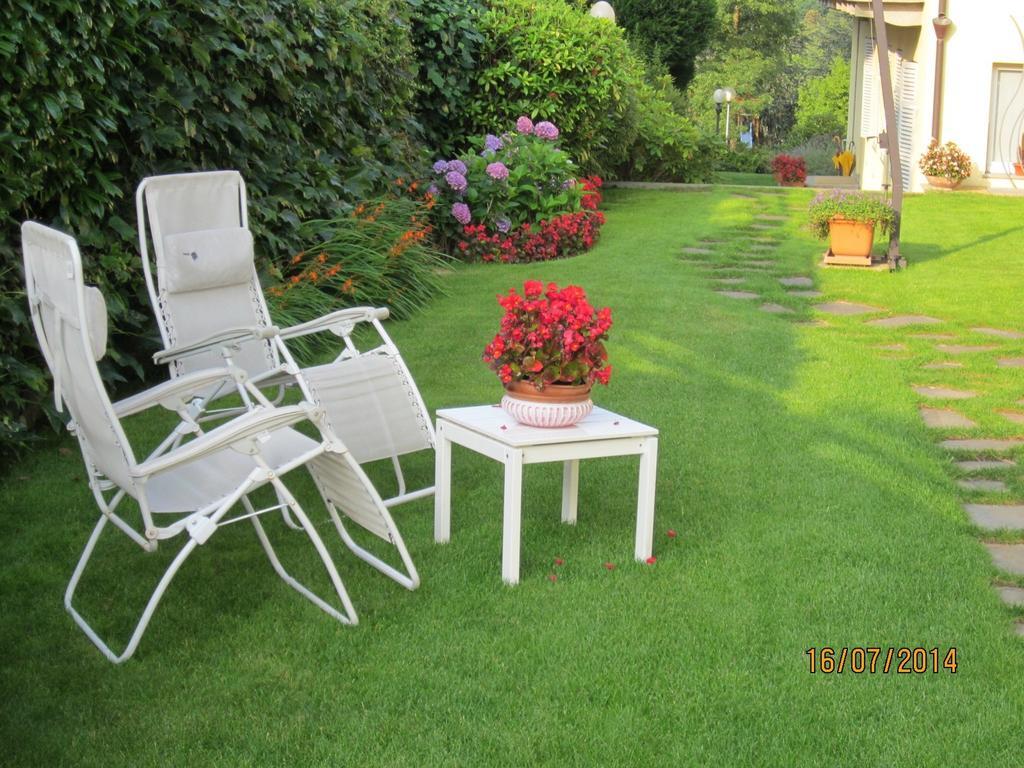 Casetta Delle Rose Biella Exterior photo