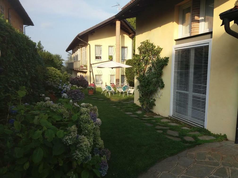 Casetta Delle Rose Biella Exterior photo